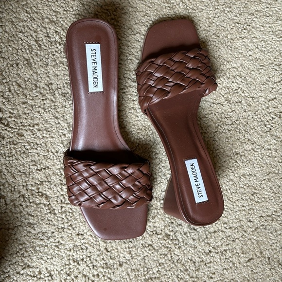 Steve Madden Shoes - Steve Madden